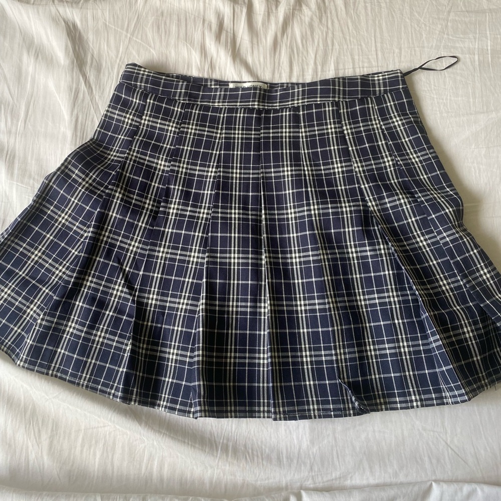 Plaid pleated skirt